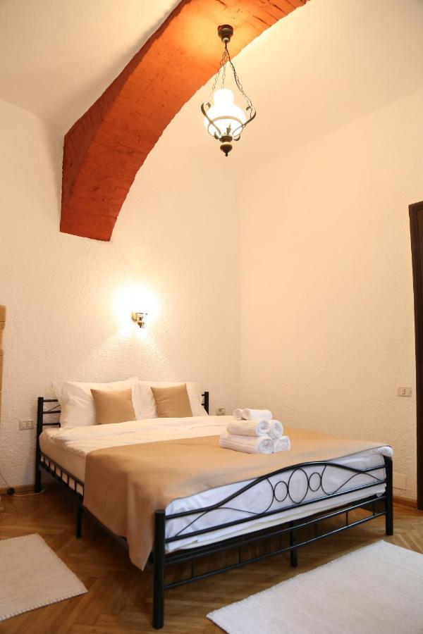 Residence Krone Braşov Extérieur photo