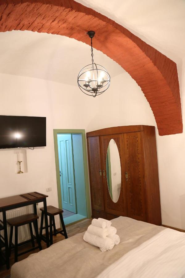 Residence Krone Braşov Extérieur photo