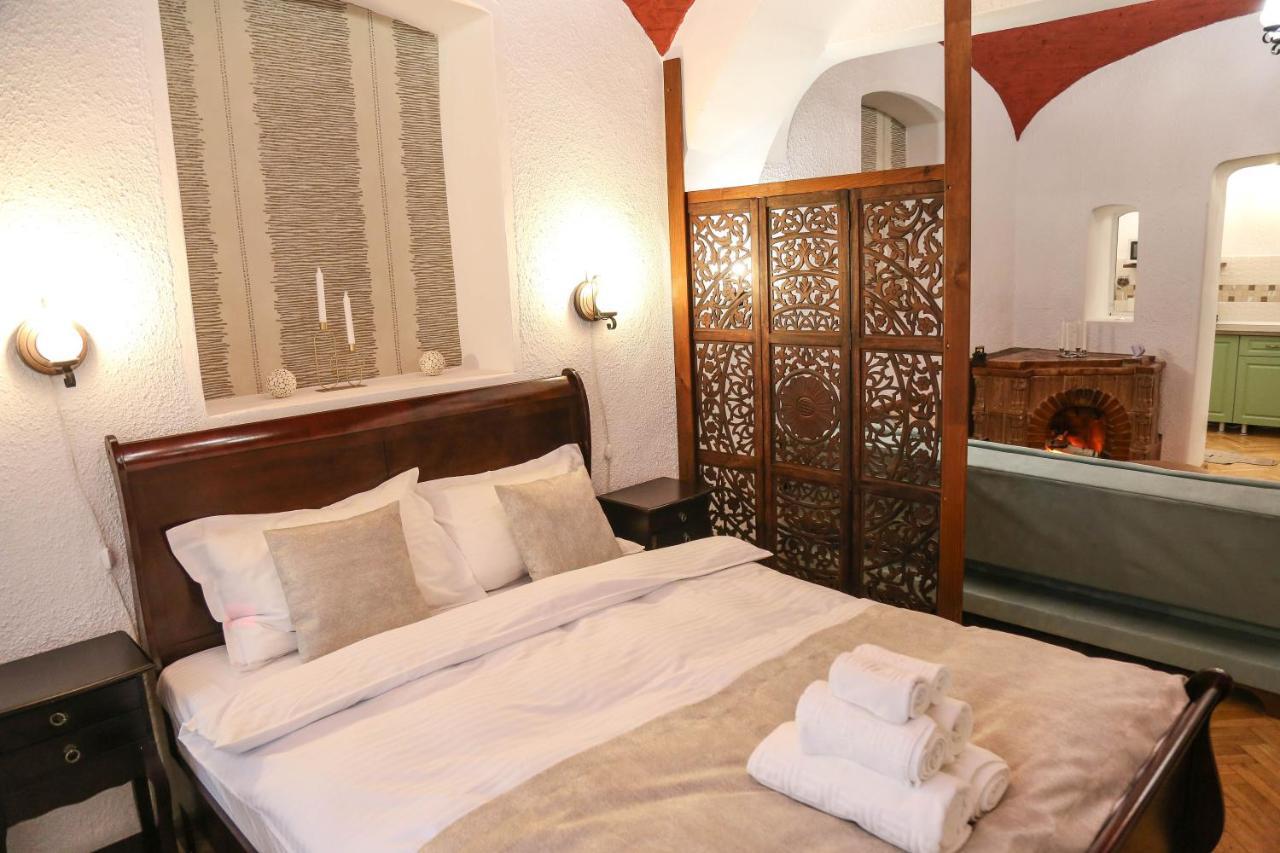 Residence Krone Braşov Extérieur photo